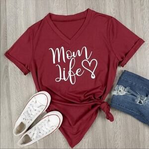 Mom Life Burgundy Maroon V-Neck T-Shirt Medium Cute Casual Mother's Day Gift